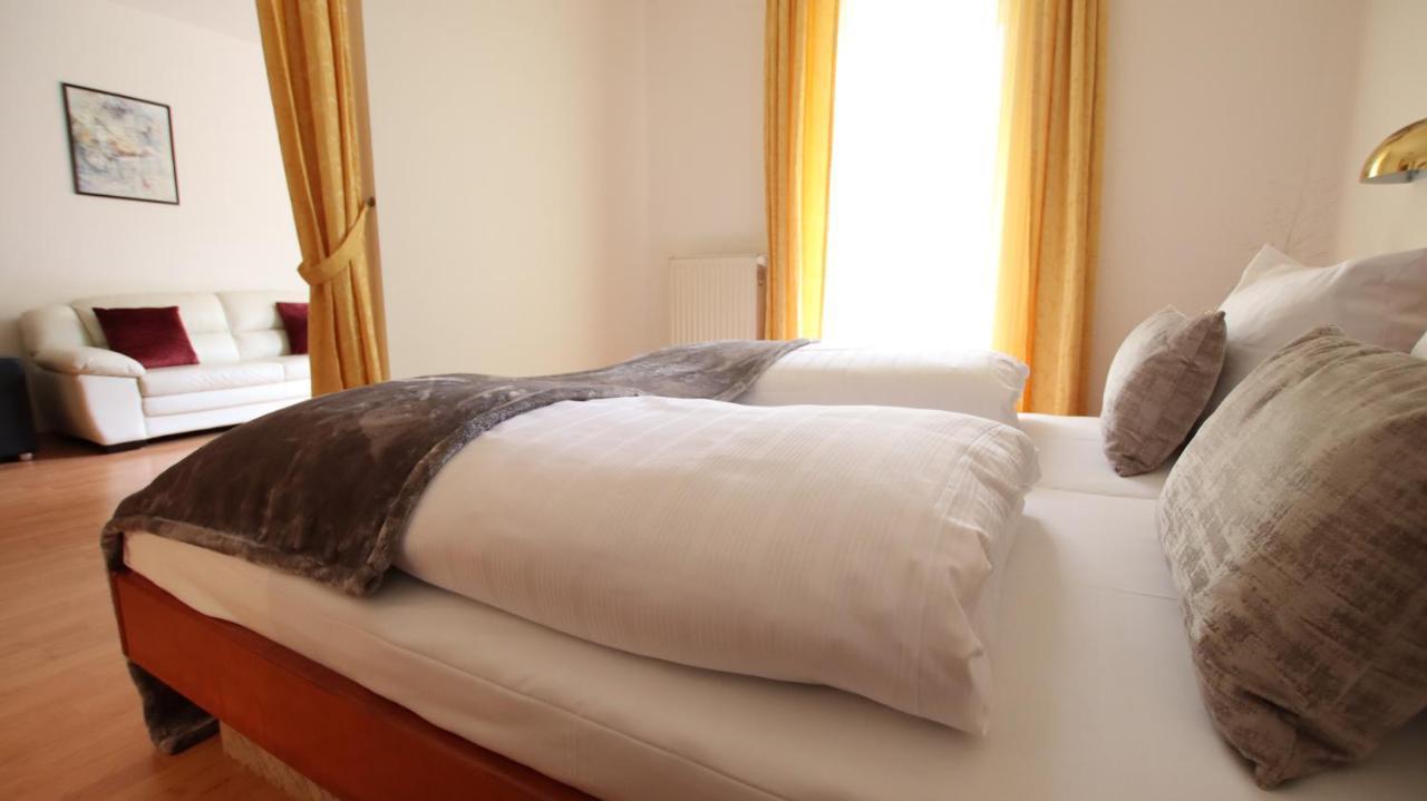 Hotel Kurparkblick باد بيرغزابيرن المظهر الخارجي الصورة