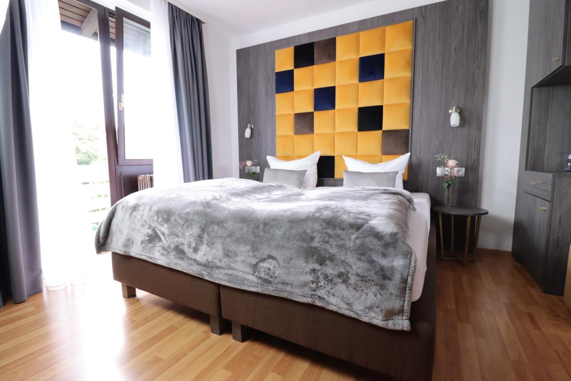 Hotel Kurparkblick باد بيرغزابيرن المظهر الخارجي الصورة